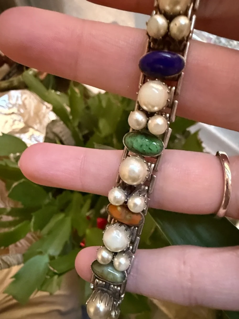 Elegant Antique Rare Multi-Color Faux Pearl and Cabochon Stretch Bracelet